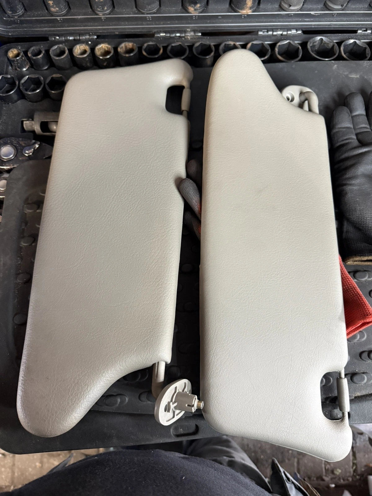 MG ZT ZT-T ROVER 75 SUN VISORS PASSENGERS AND DRIVERS SIDE GENUINE PART