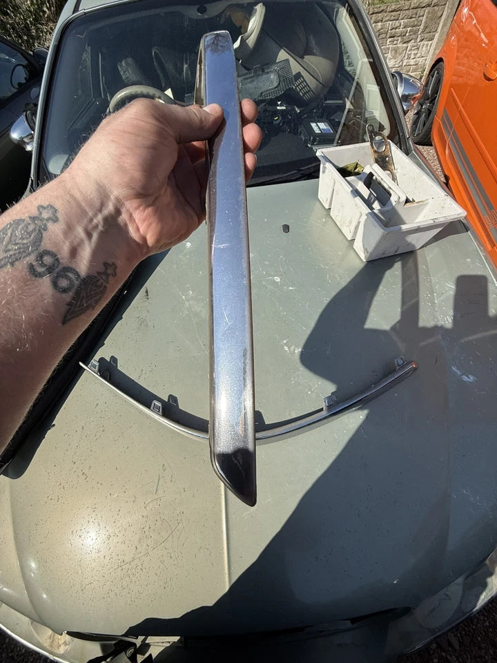 ROVER 75 MK1 PASSENGER & DRIVERS FRONT BUMPER CHROME TRIM