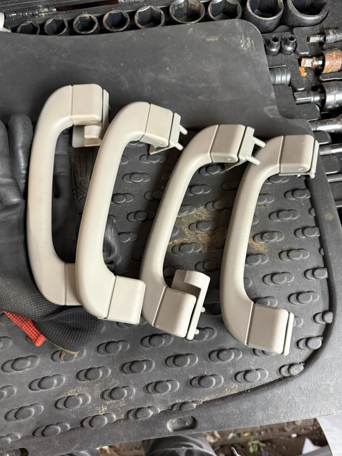 Rover 75 & MG ZT Smokestone Grey Grab Handles Set
