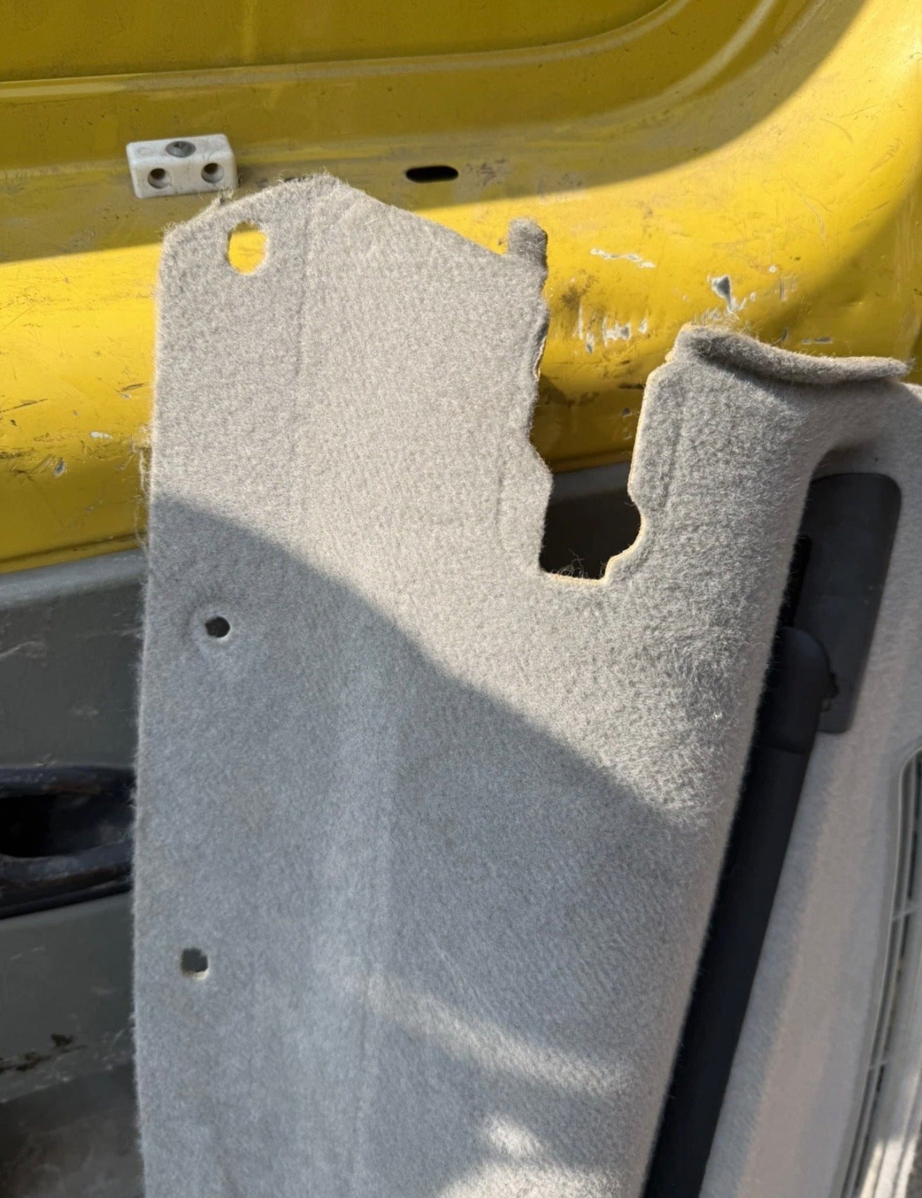 Rover 75/ MG ZT Saloon Used Rear Sun Blind Parcel Shelf Smokestone Grey (Collection only)