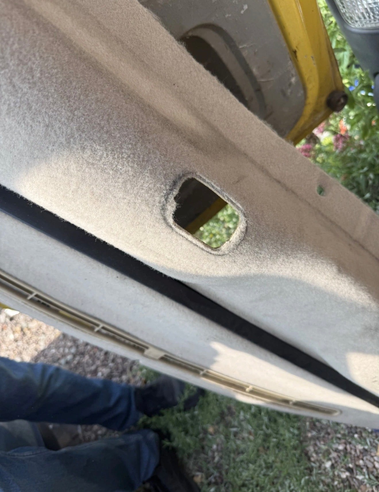Rover 75/ MG ZT Saloon Used Rear Sun Blind Parcel Shelf Sandstone Beige (Collection only)