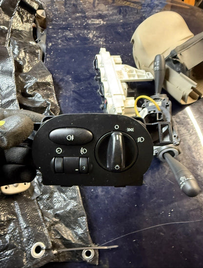 Rover 75 Headlights Switch Control Panel  YWC106940