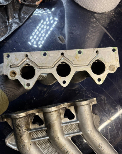 ROVER MG ZS ZT FREELANDER 2.5 KV6 PAIR INLET MANIFOLD LKB109460 LKB108240