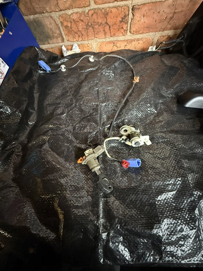 Rover 45/ MG ZS RHD Drivers Door Lock, boot lock & key