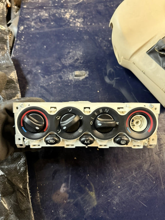 ROVER 75 A/C CLIMATE HEATER CONTROL SWITCH PANEL JFC102162 PUY