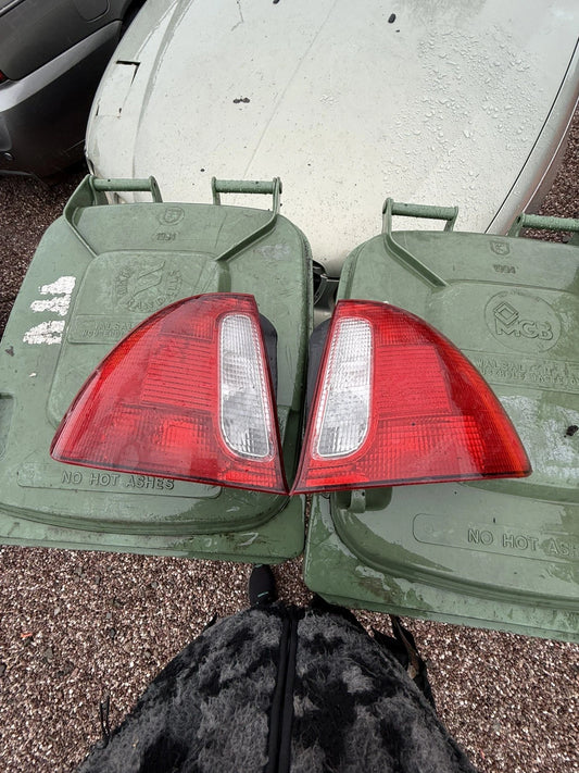 Mg Zs / Rover 45 Saloon Rear Tail Lights. With bulb holders and seals