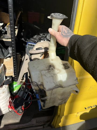 ROVER 75 MGZT WINDSCREEN WASHER BOTTLE&PUMP