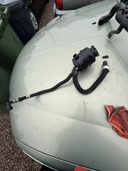 ROVER 75 POWER STEERING FLUID RESERVOIR TANK BOTTLE ASSEMBLY