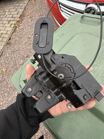 ROVER 75/MG ZT TAILGATE BOOT LOCK SALOON MARK 2