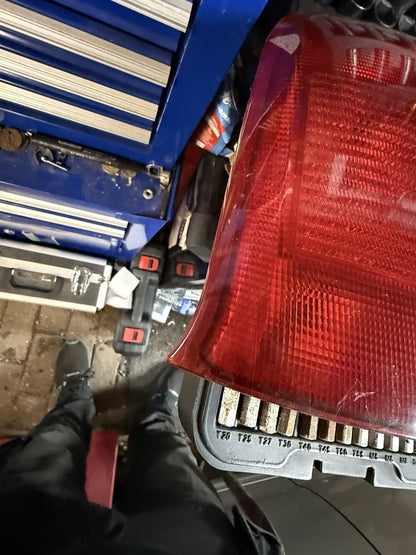 Genuine Rover 75 / MG ZT - Saloon - Passenger Side Rear Lamp Unit - XFB000510