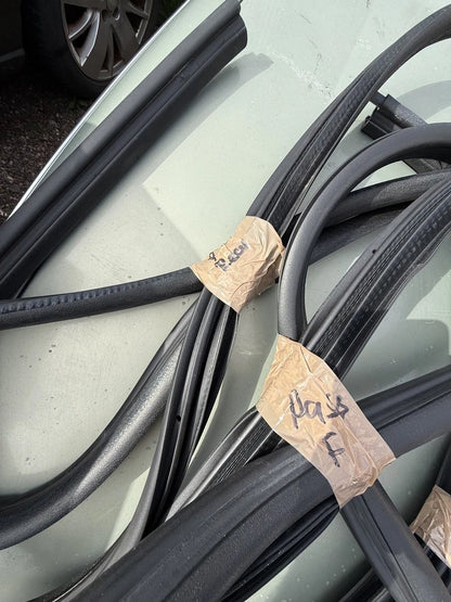 ROVER 75 & MG ZT Rover 75/MG ZT Rubber Door Seals, Full Set