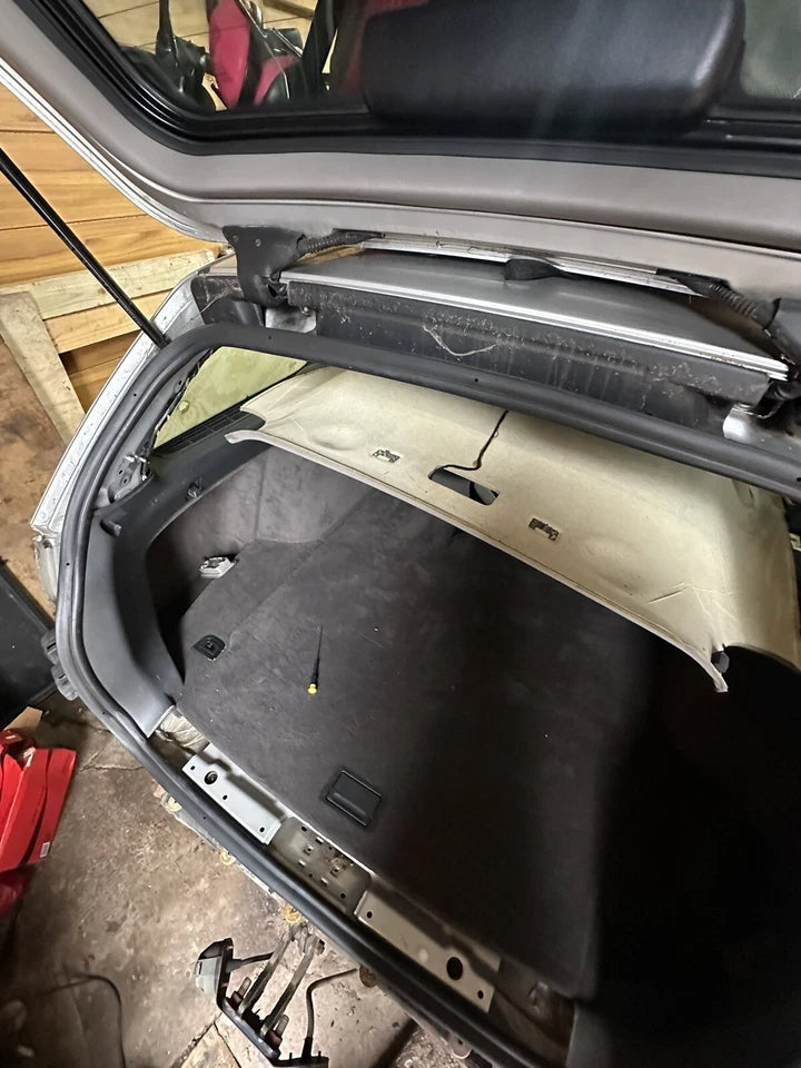 ROVER 75 & MG ZTT TOURER ESTATE TAILGATE BODYSHELL RUBBER WEATHER SEAL