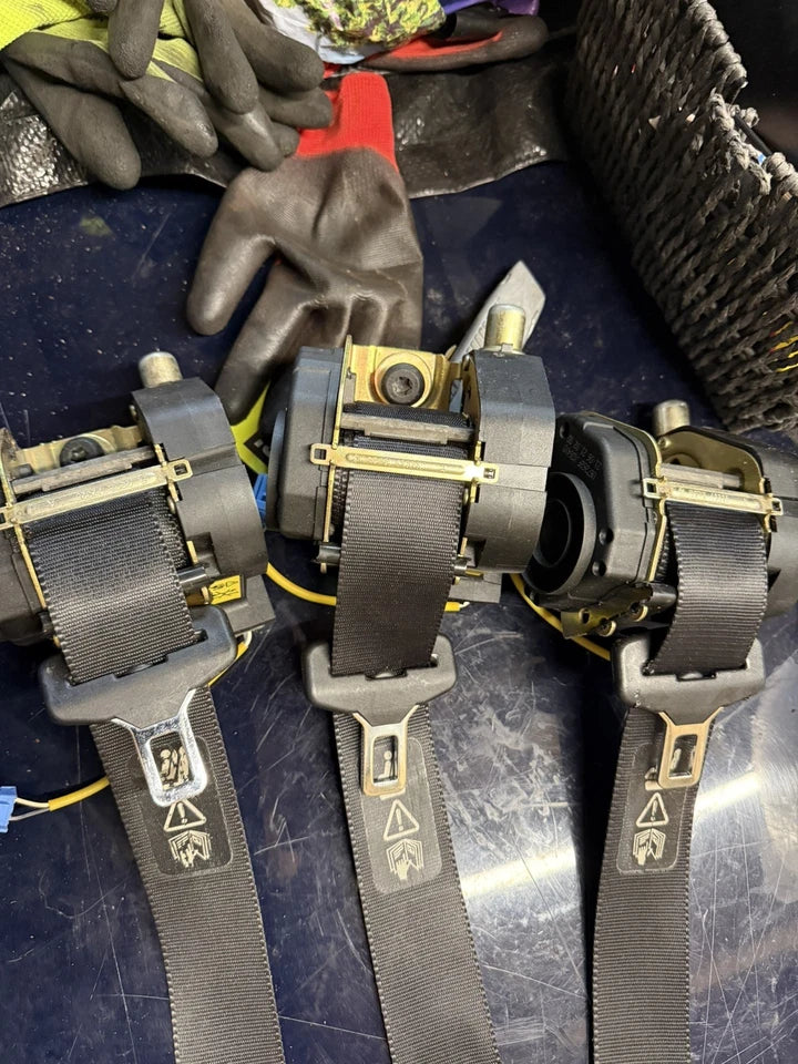 ROVER 75 SALOON REAR SEAT BELTS - CENTRE REAR RIGHT REAR LEFT REAR EARLY PPD