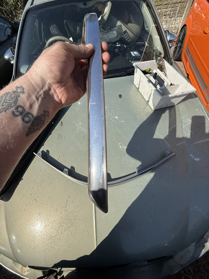 ROVER 75 MK1 PASSENGER & DRIVERS FRONT BUMPER CHROME TRIM